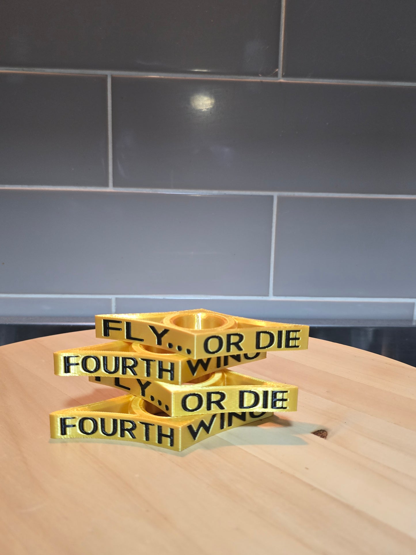 📖 3D Printed Page Holder - Fourth wing inspired