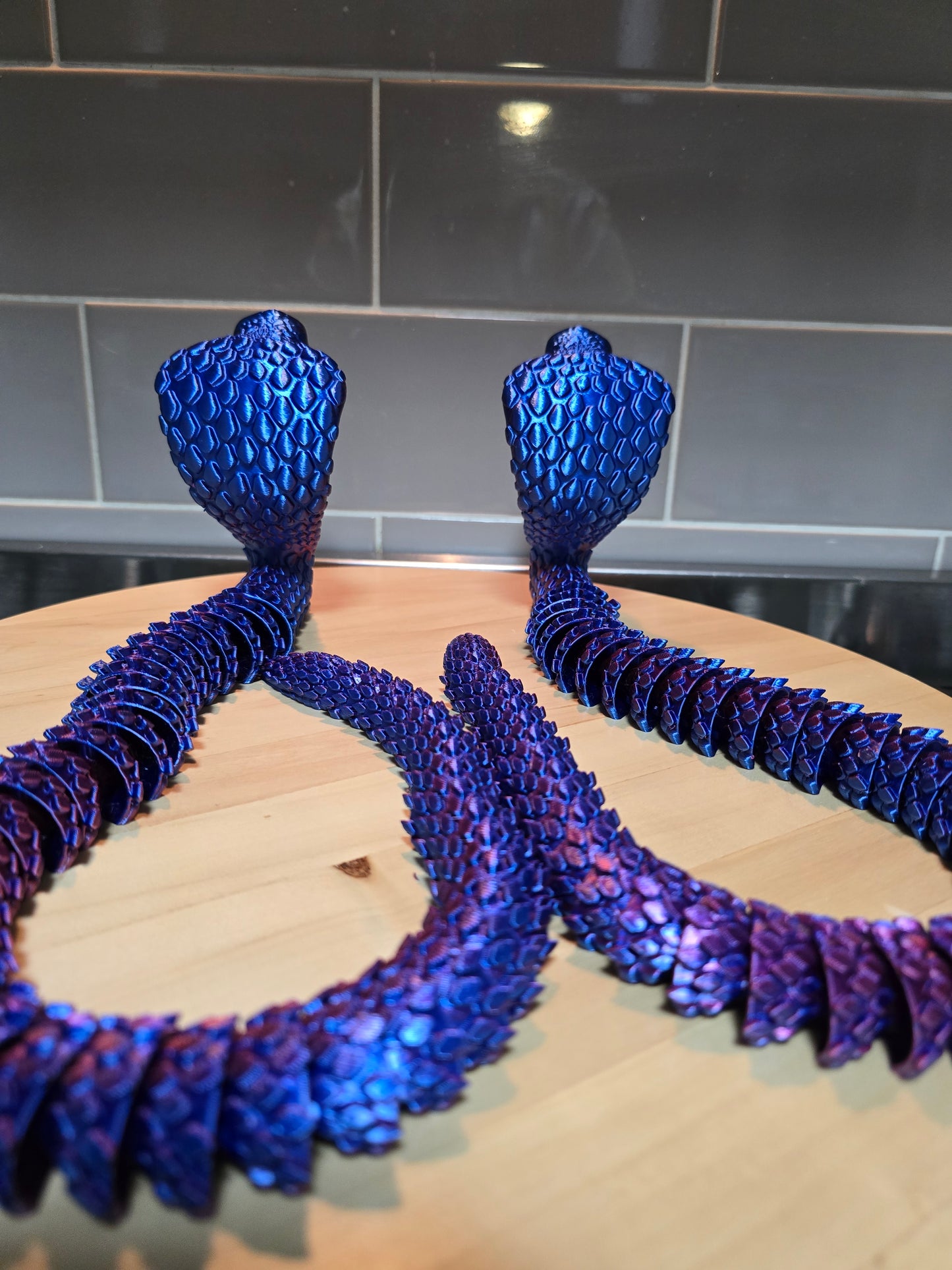 ๐ Multicolour 3D Printed Cobra โ Striking Display Piece for Snake Lovers!