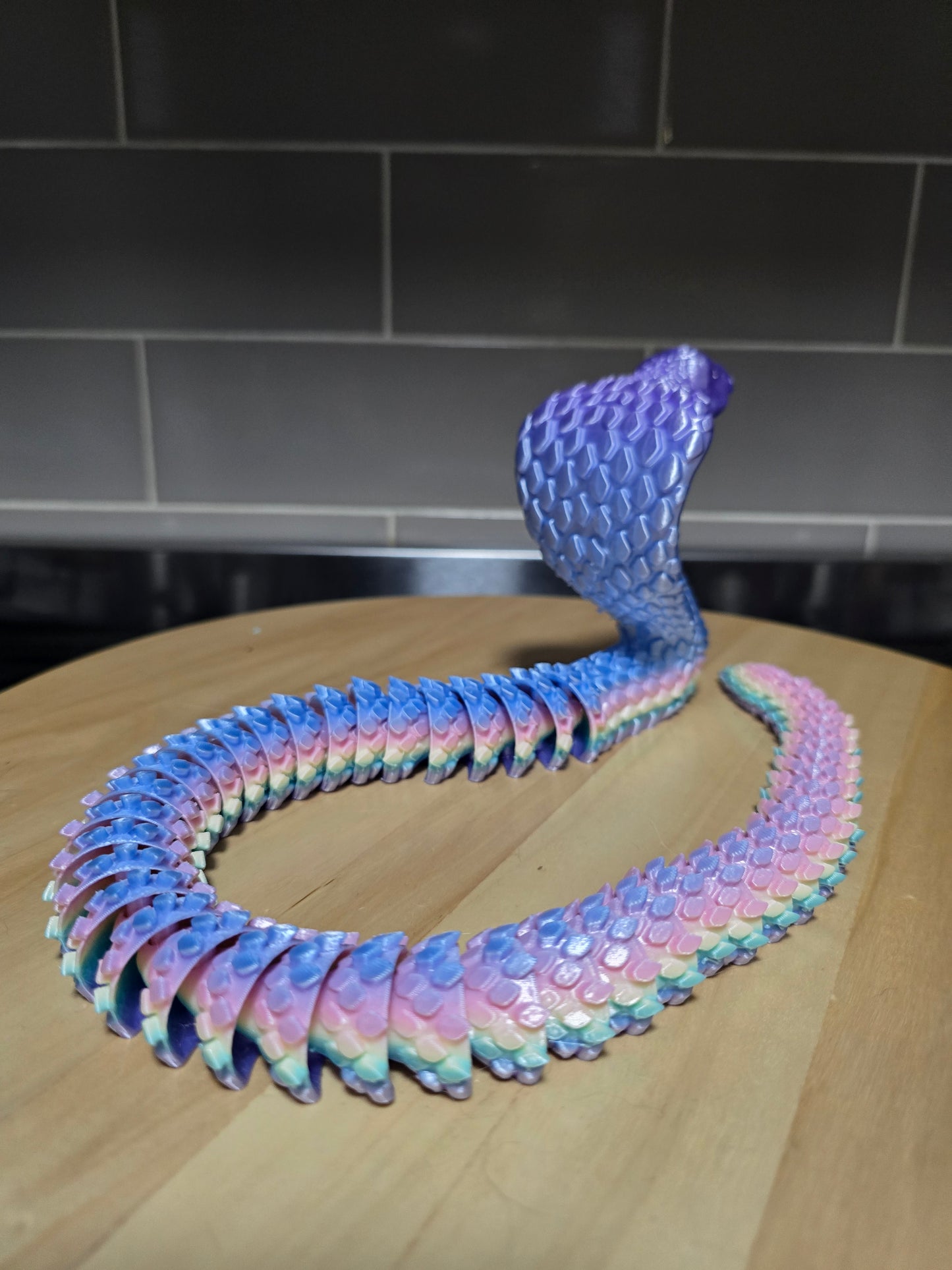 🌀 Multicolour 3D Printed Cobra – Striking Display Piece for Snake Lovers!