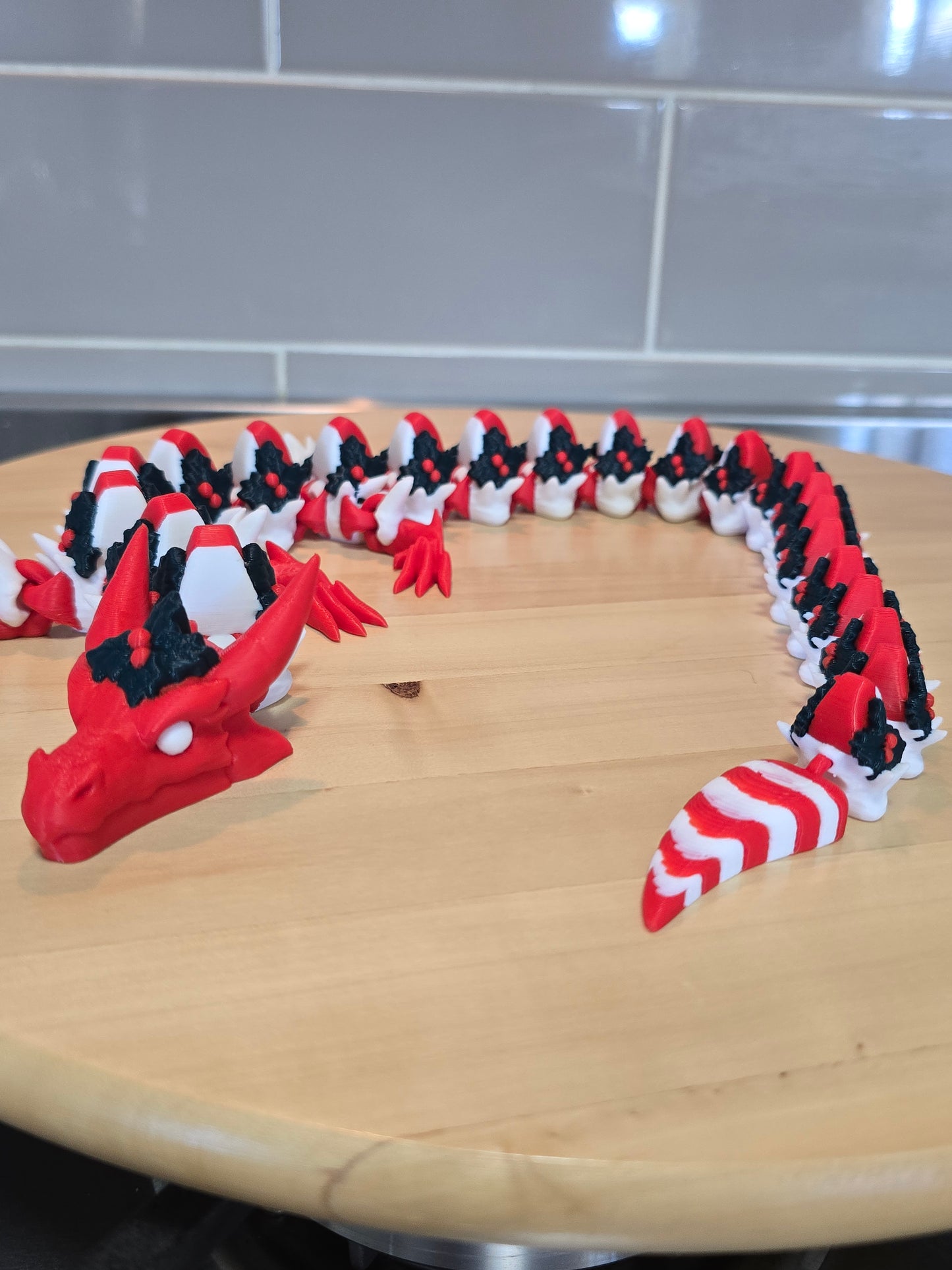 3D Printed Holly Dragon β Festive Articulated Holiday Collectible π