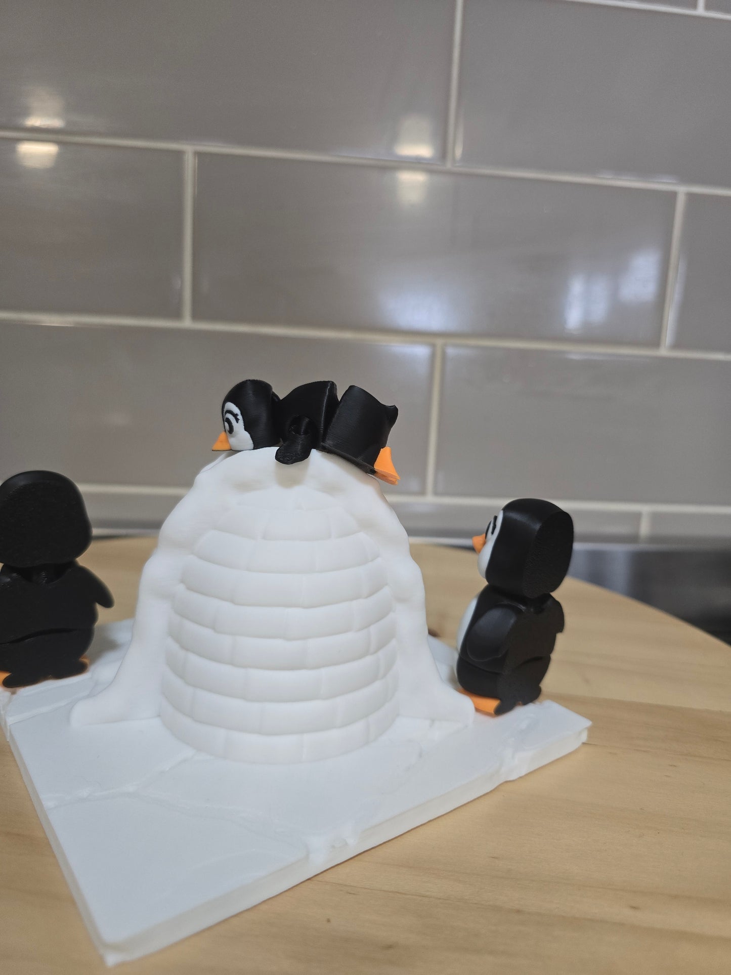 🐧 3D Printed Penguins with Igloo Play Set