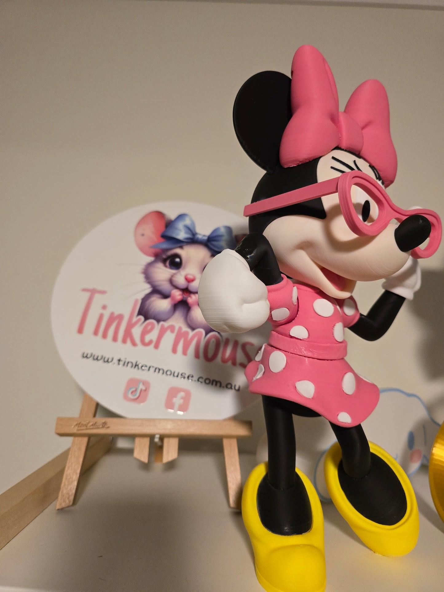 Mrs Mouse Figurine