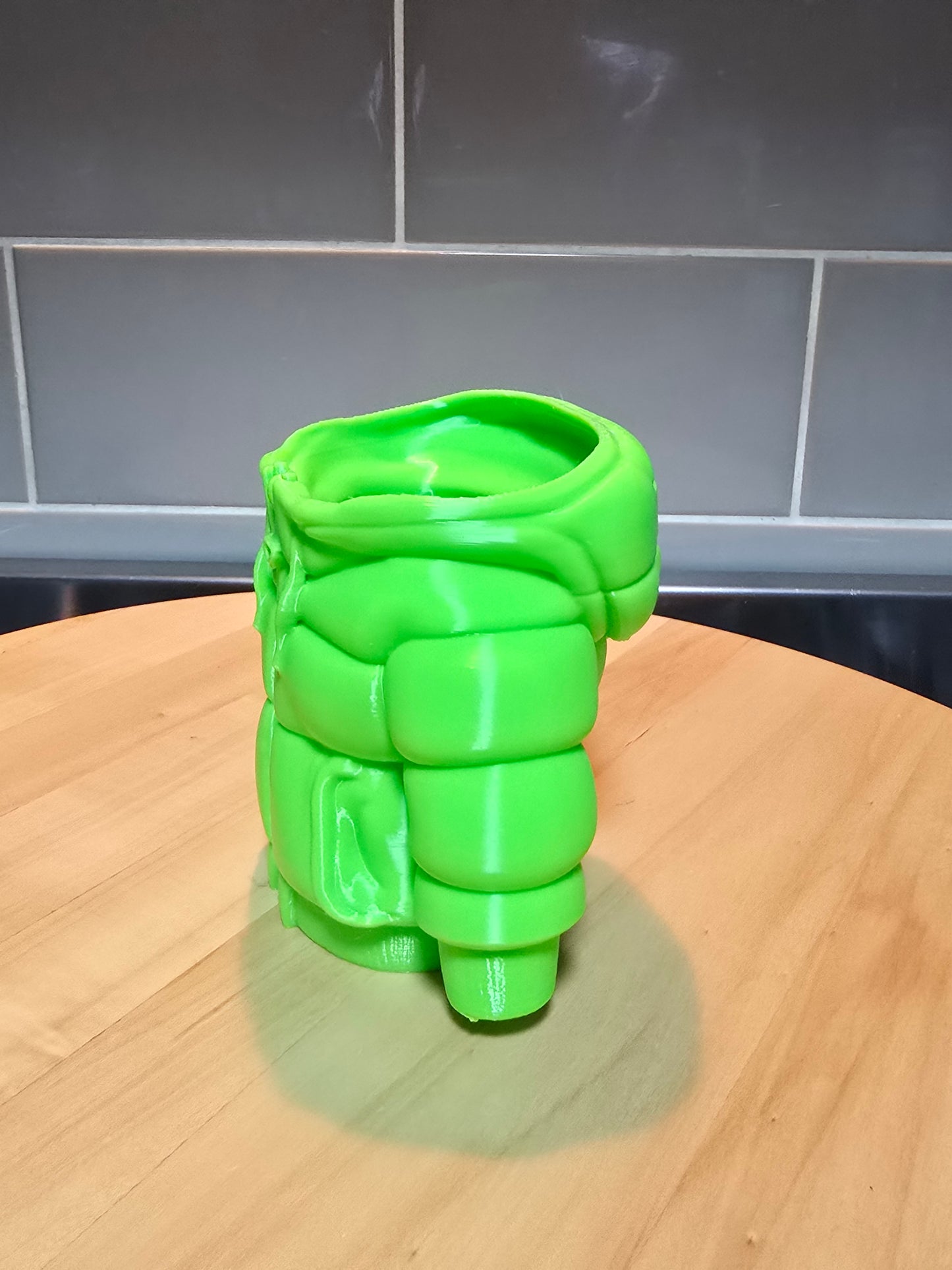 Puffer jacket pen holder