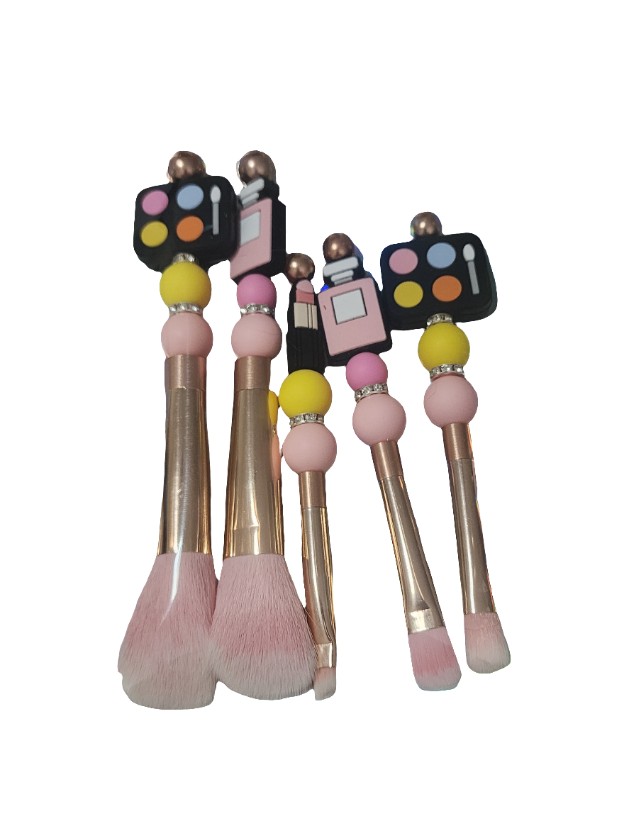 COSMETIC makeup brushes