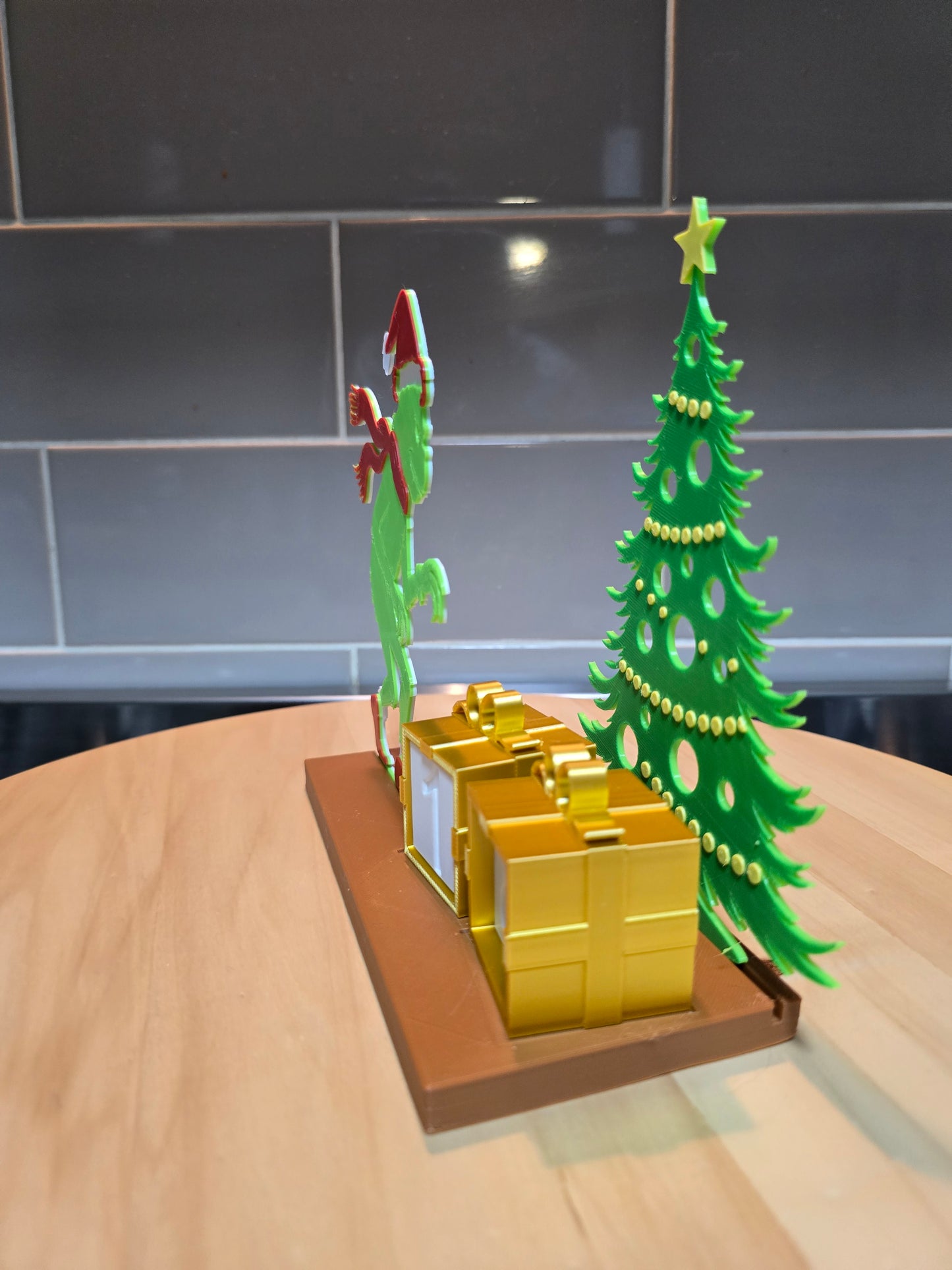 Grinch Countdown Calendar with Tealight Holder – 3D Printed Holiday Decor