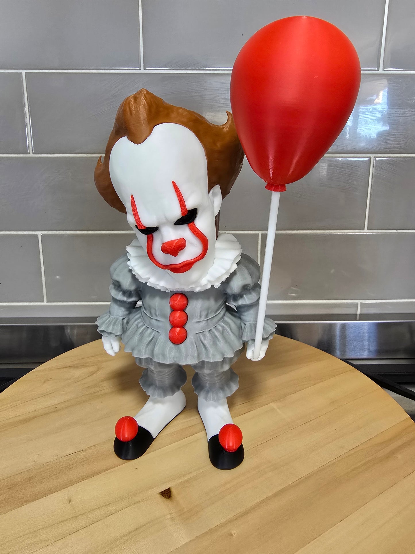 🎈 3D Printed Pennywise the Clown – 30cm Tall Horror Collectible 🎈