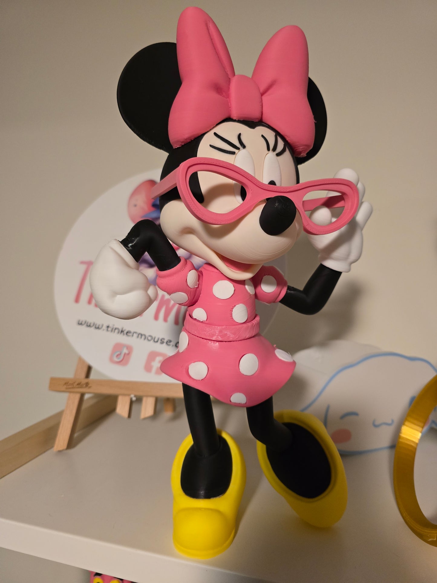 Mrs Mouse Figurine