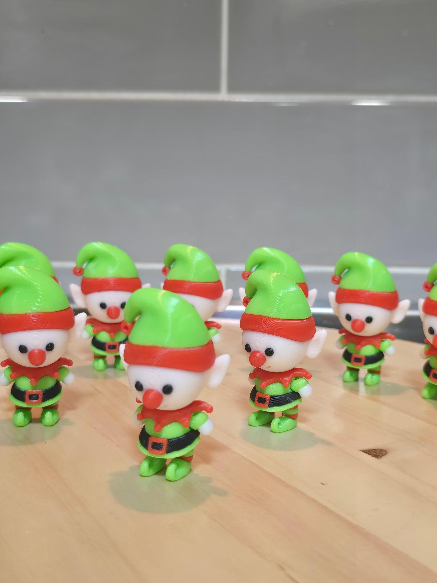 🎄Mini 3D Christmas Elf  – Fun and Fidget Friendly.