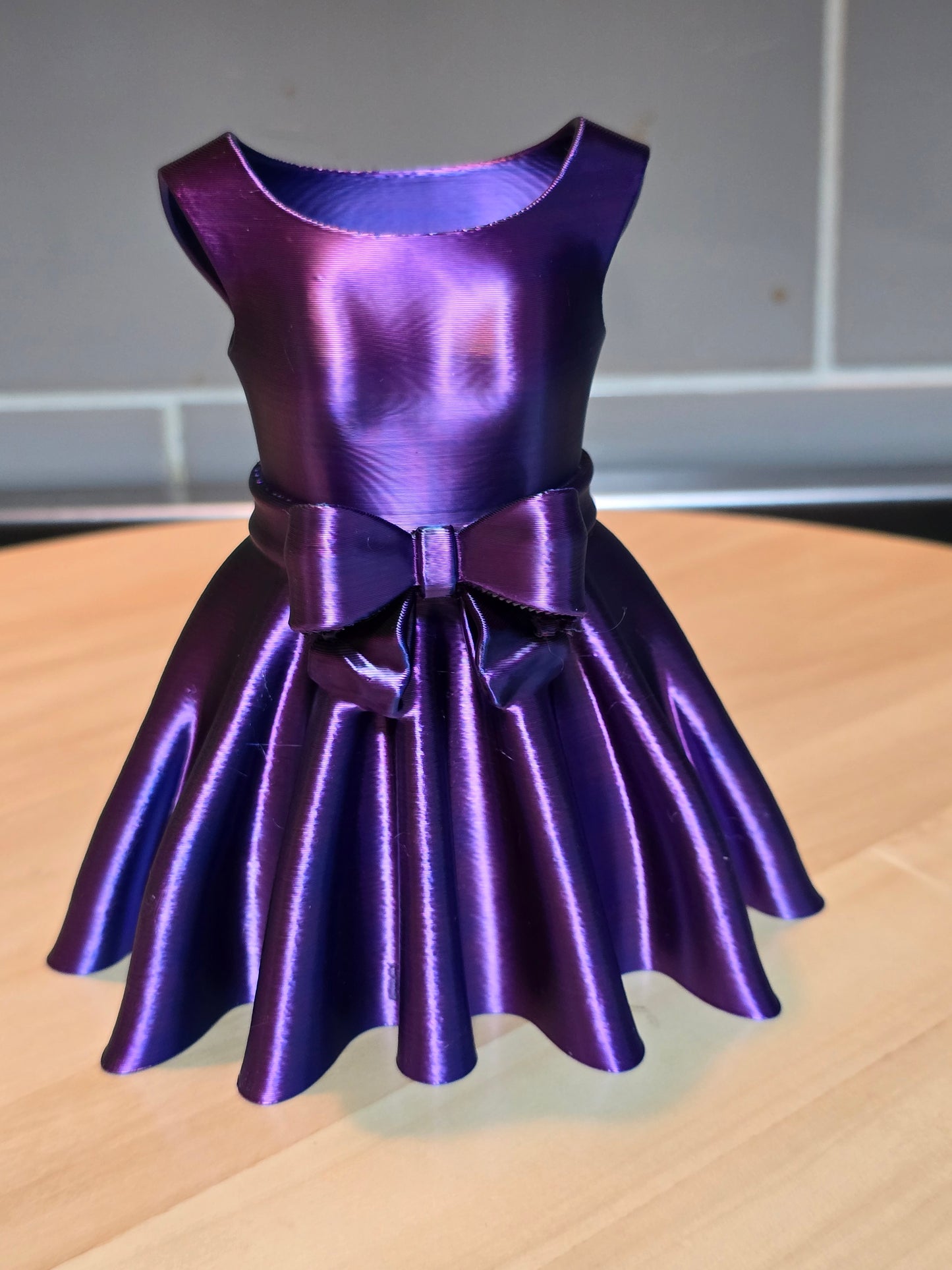 Dress pen/makeup brush holder