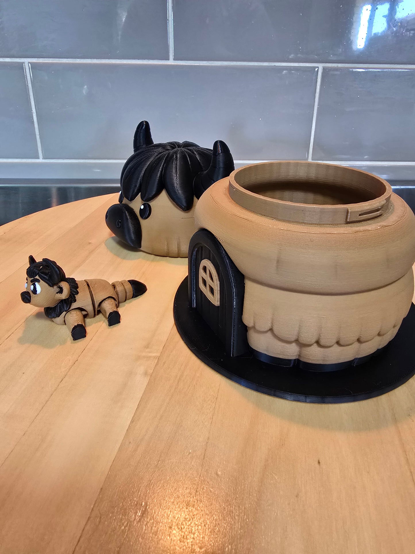 🐮3d printed Highland cow house with a surprise cow inside