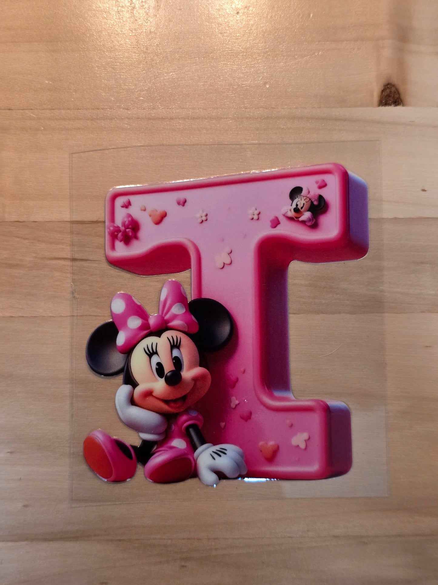 Pink Letter I with Minnie mouse