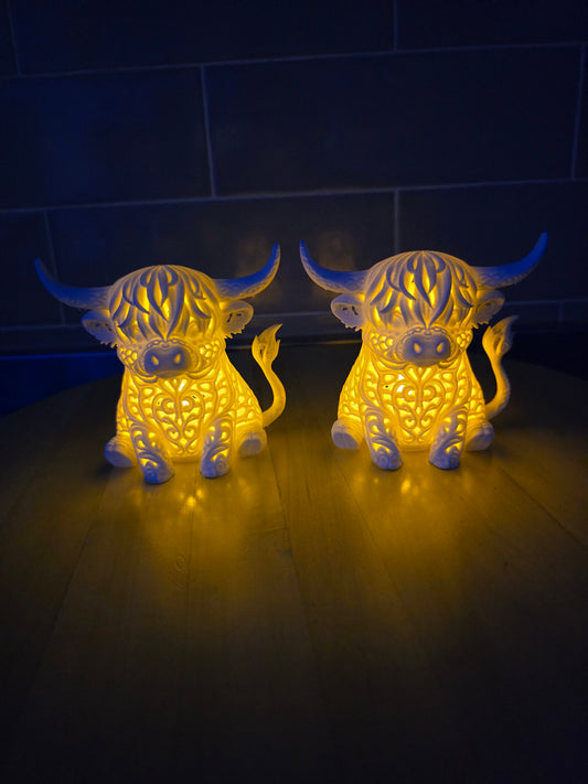 Highland cow tealight holder